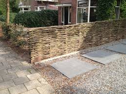 wilgentenen schutting